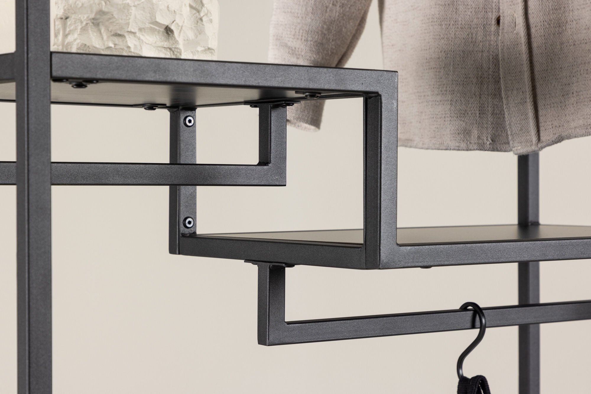 Venture Home Staal Clothing Hanger - Black / Steel - vivahabitat.com