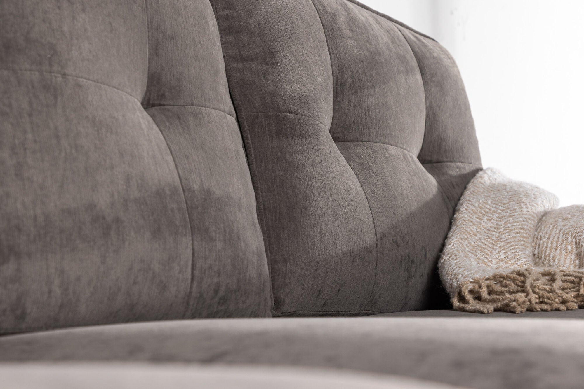 Venture Home Remis  Sofa - Light Grey  Fabric - vivahabitat.com