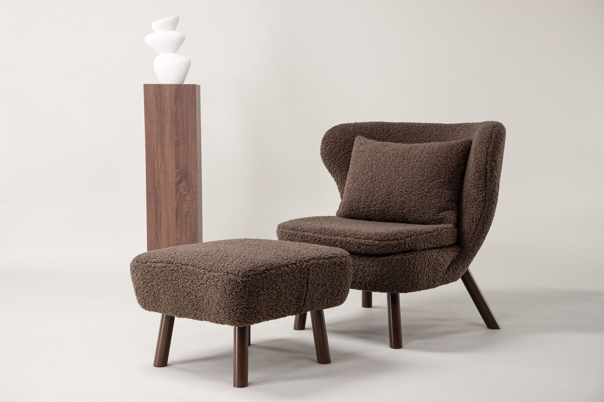 Vind Ryxö Single Sofa - Brown / Dark Brown Teddy - vivahabitat.com