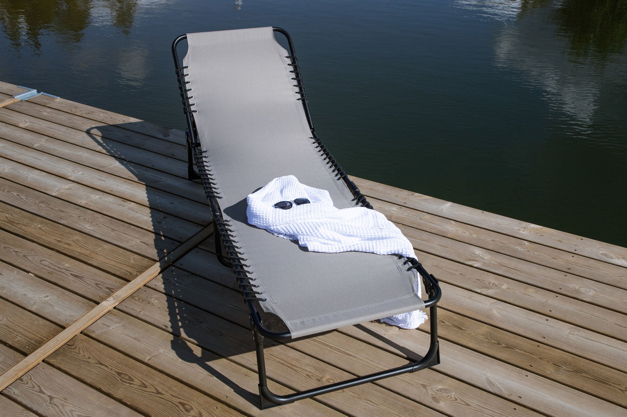 Venture Home Majken Sunbed Oxford fabric/Steel - Black/Grey / 60*190*32 - vivahabitat.com