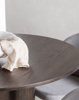 Venture Home OliviaDiningTable-Mocca/MoccaVeneer+VelvetDiningChair-LightGrey/Black_4 - vivahabitat.com