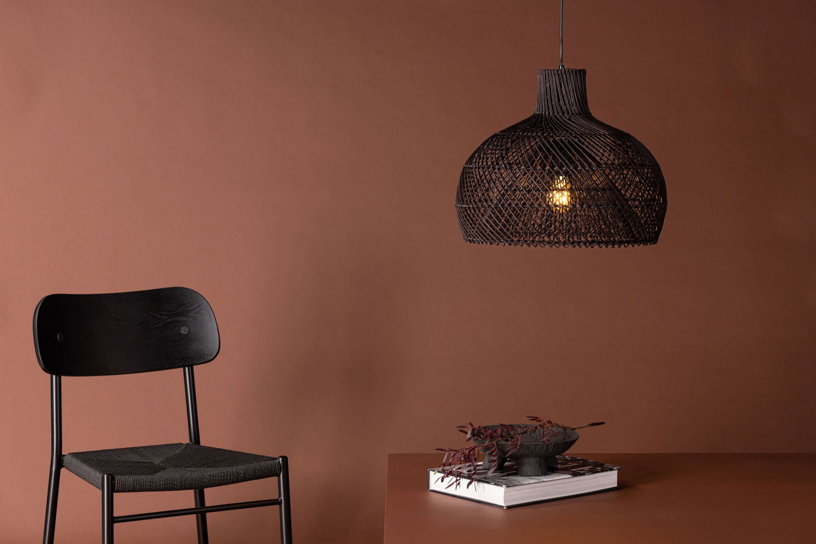 Venture Home Laroche Pendant Lamp - Black / Black darkbrown rattan - vivahabitat.com