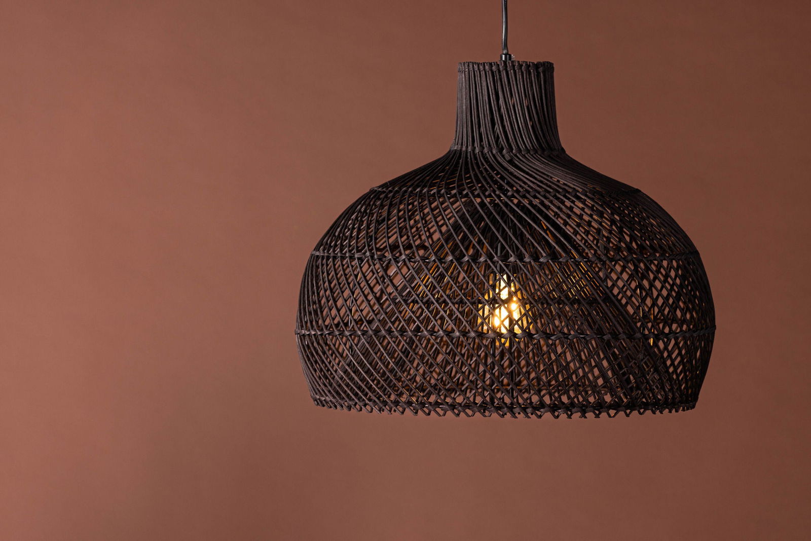 Venture Home Laroche Pendant Lamp - Black / Black darkbrown rattan - vivahabitat.com