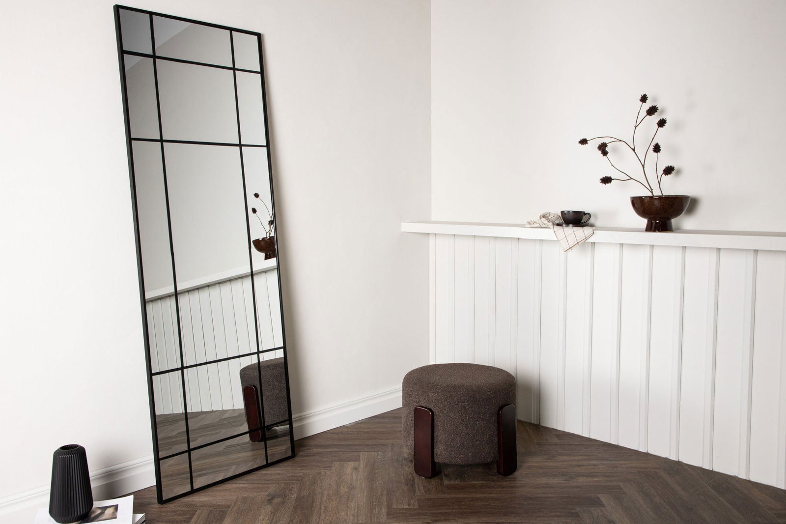 Venture Home Lake Large Mirror - Matte black / Clear Mirror glass - vivahabitat.com