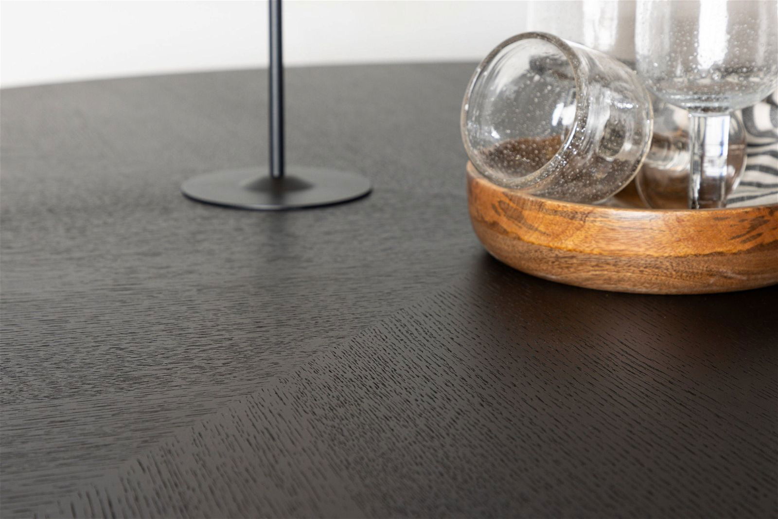 Copenhagen - Dining Table round - Black / Black - vivahabitat.com