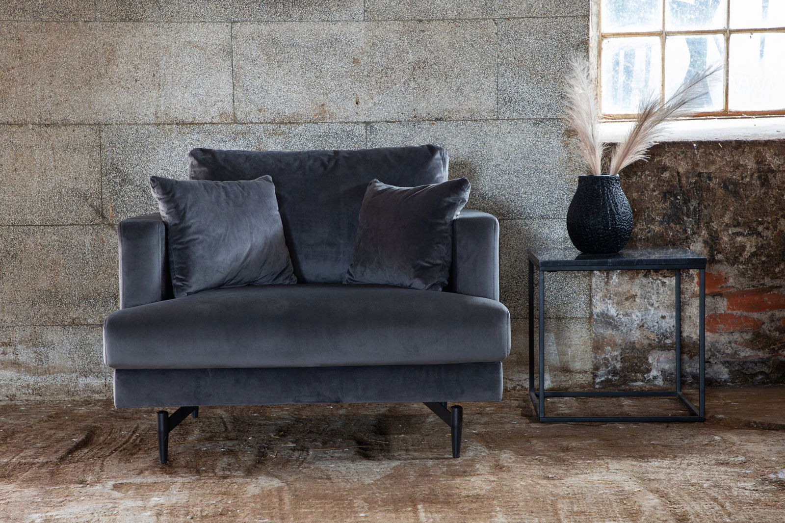 Venture Home Sofia Single Sofa - Black / Dark Grey Velvet - vivahabitat.com