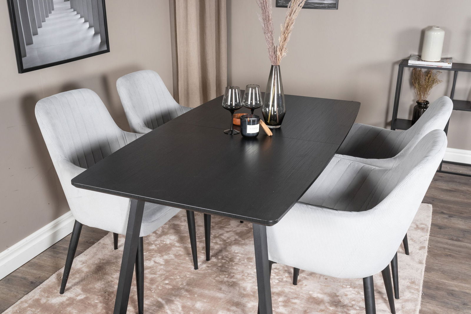 Venture Home Inca Extentiontable - Black top / black Legs +Comfort Dining Chair - Black Legs / Light Grey Corduroy _4 - vivahabitat.com