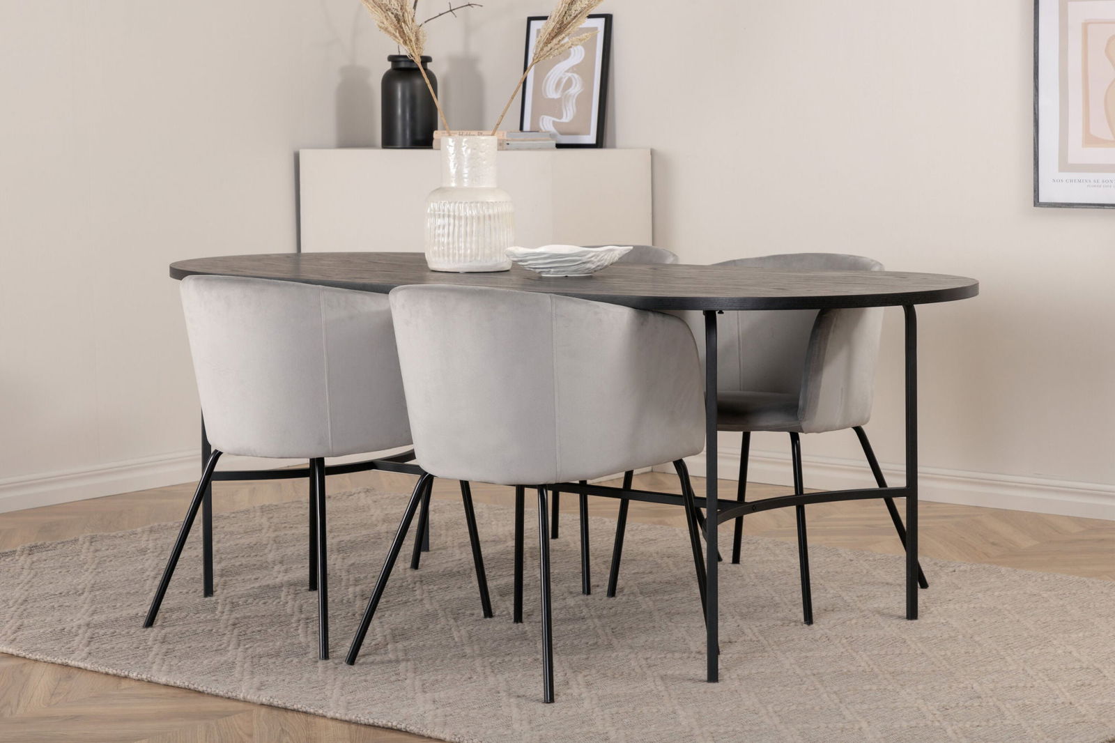 Venture Home Skate Oval Dining Table - Black / Black Veneer+Berit Chair - Black / Light Grey Velvet_4 - vivahabitat.com