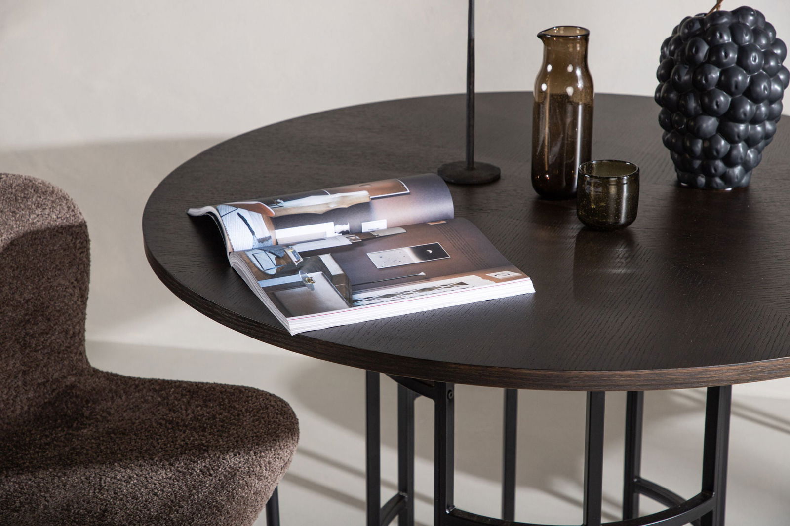 Copenhagen Dining Table - Black / Mocca Veneer - vivahabitat.com