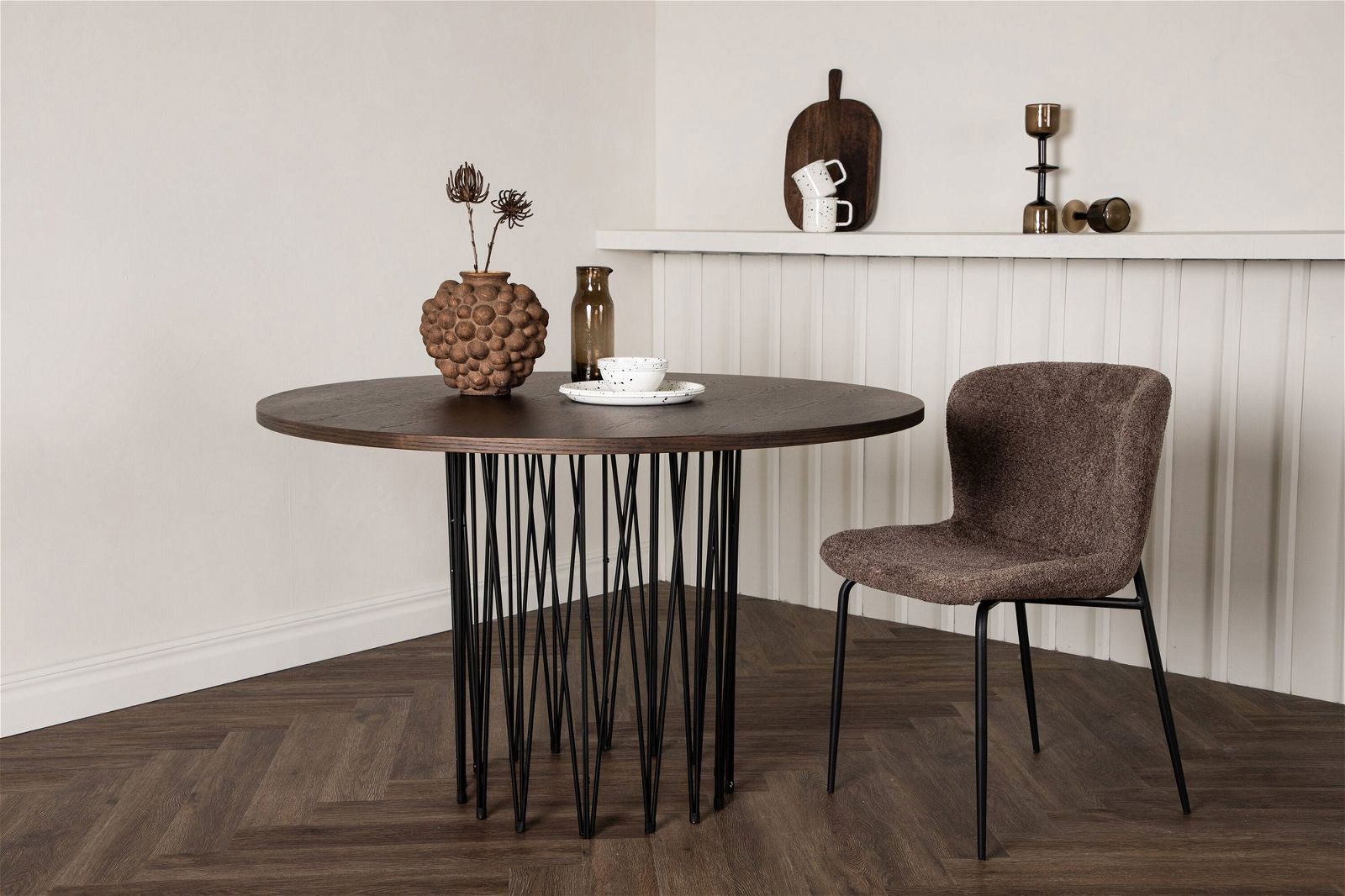Stone round Dining Table - Black / Mocca Veneer - vivahabitat.com