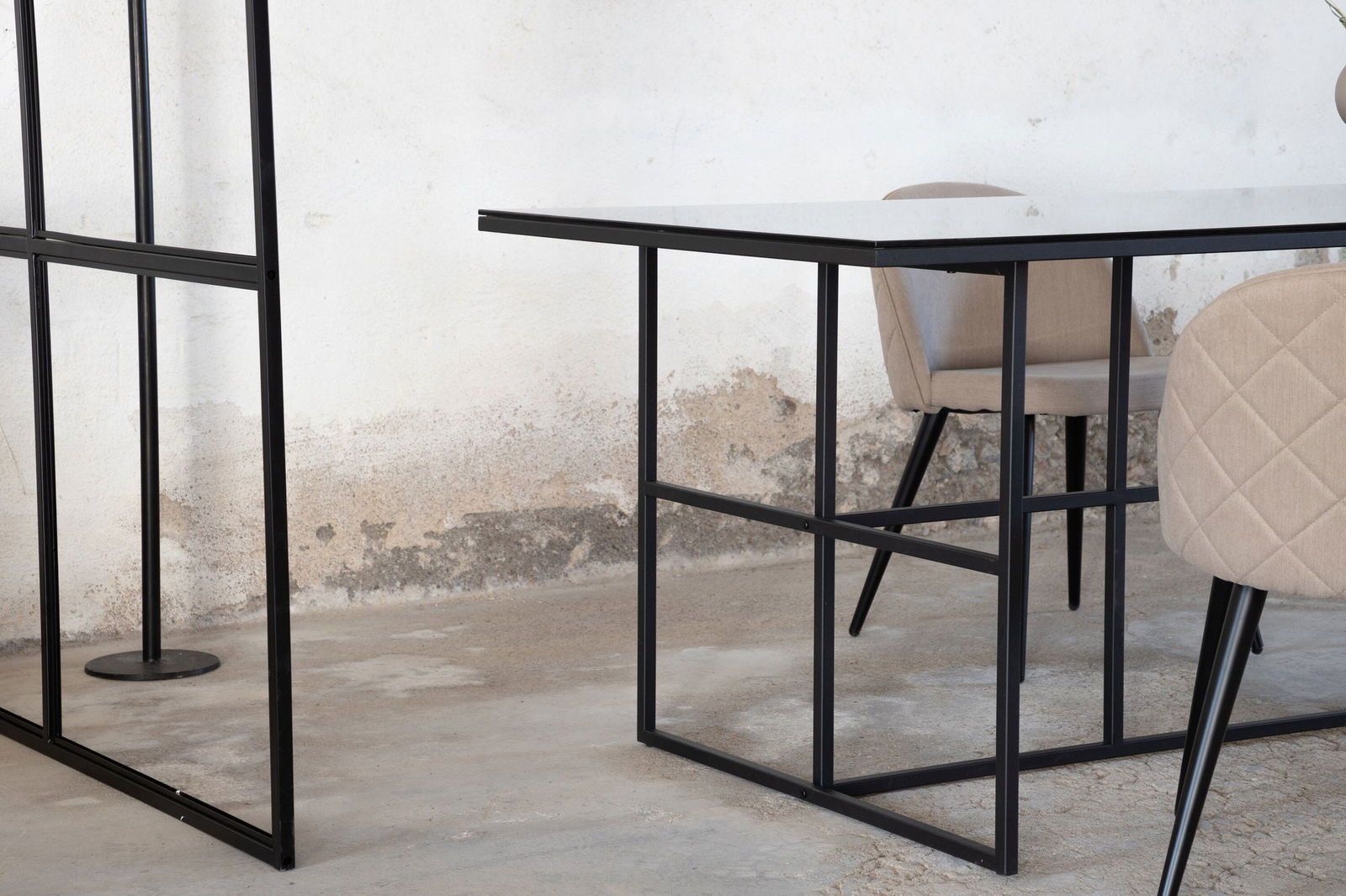 Venture Home Leif Dining Table - Black / Black smoked smoked Glass - vivahabitat.com