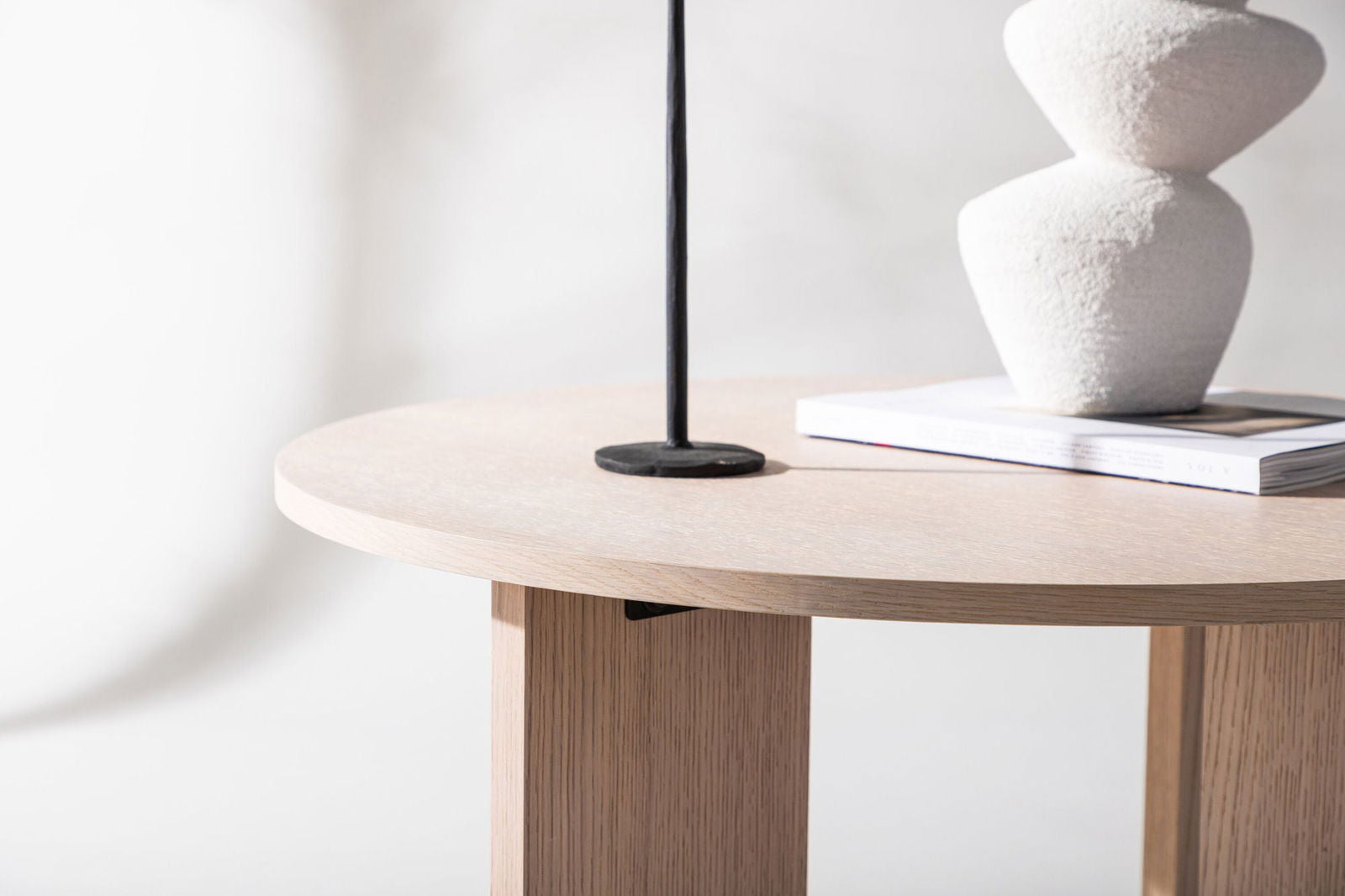 Vind Askerön Sofa Table - Whitewash / Wood - vivahabitat.com