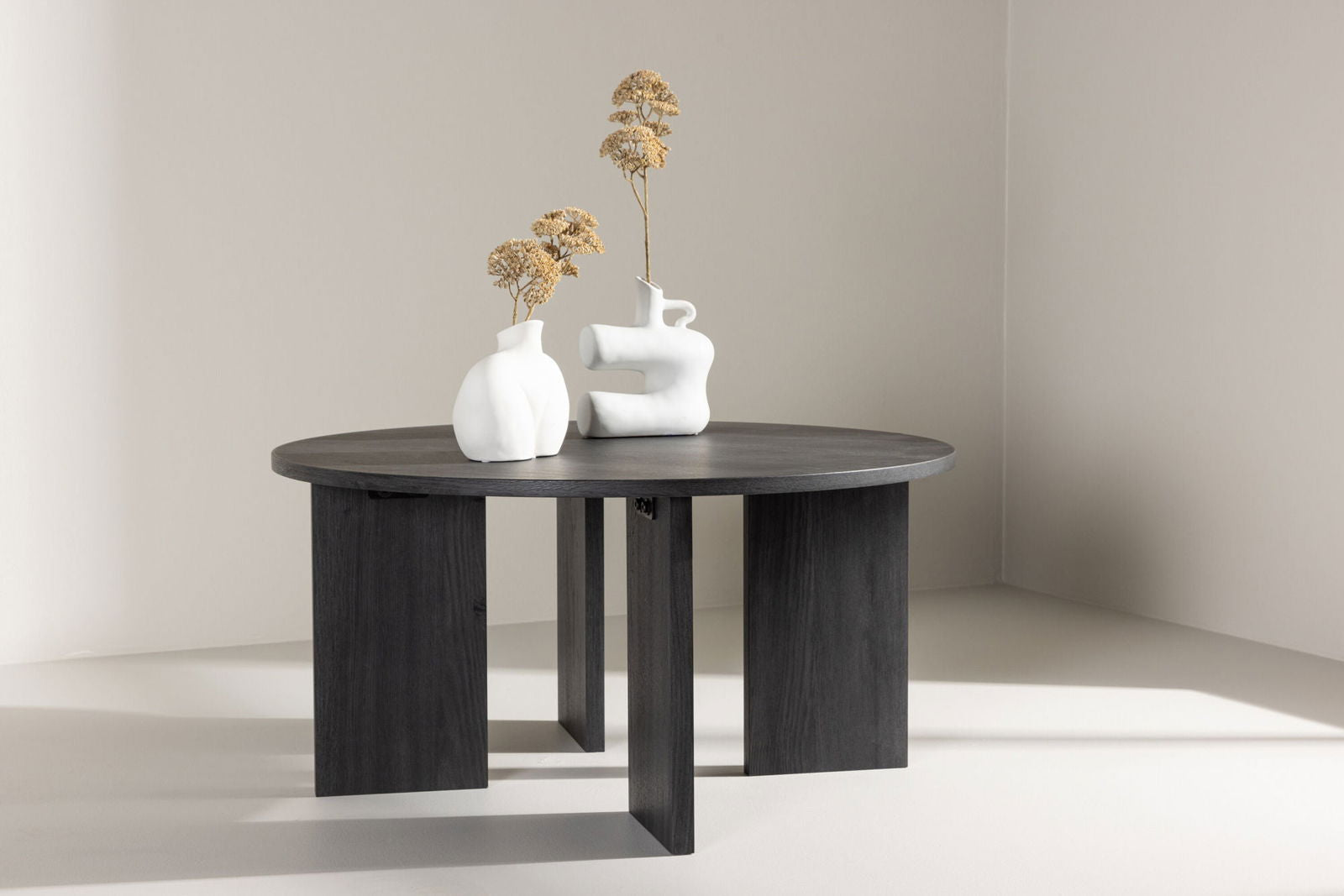 Vind Askerön Sofa Table ⌀80 - Black FSC 100% - vivahabitat.com