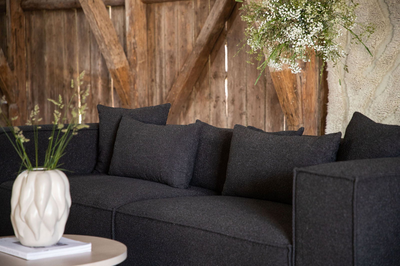 Vind Gillholmen Sofa - Black / Black Boucle - vivahabitat.com