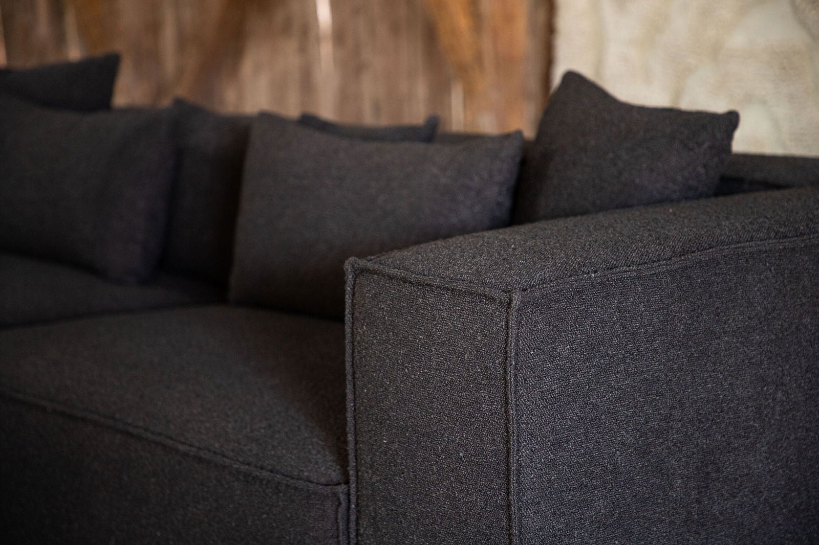 Vind Gillholmen Sofa - Black / Black Boucle - vivahabitat.com