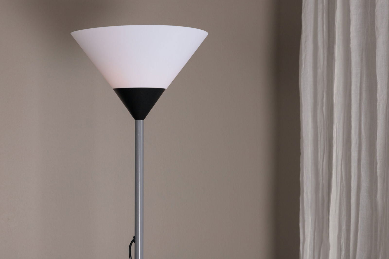 Venture Home Batang -Floor Lamp - Dark Grey/White - vivahabitat.com