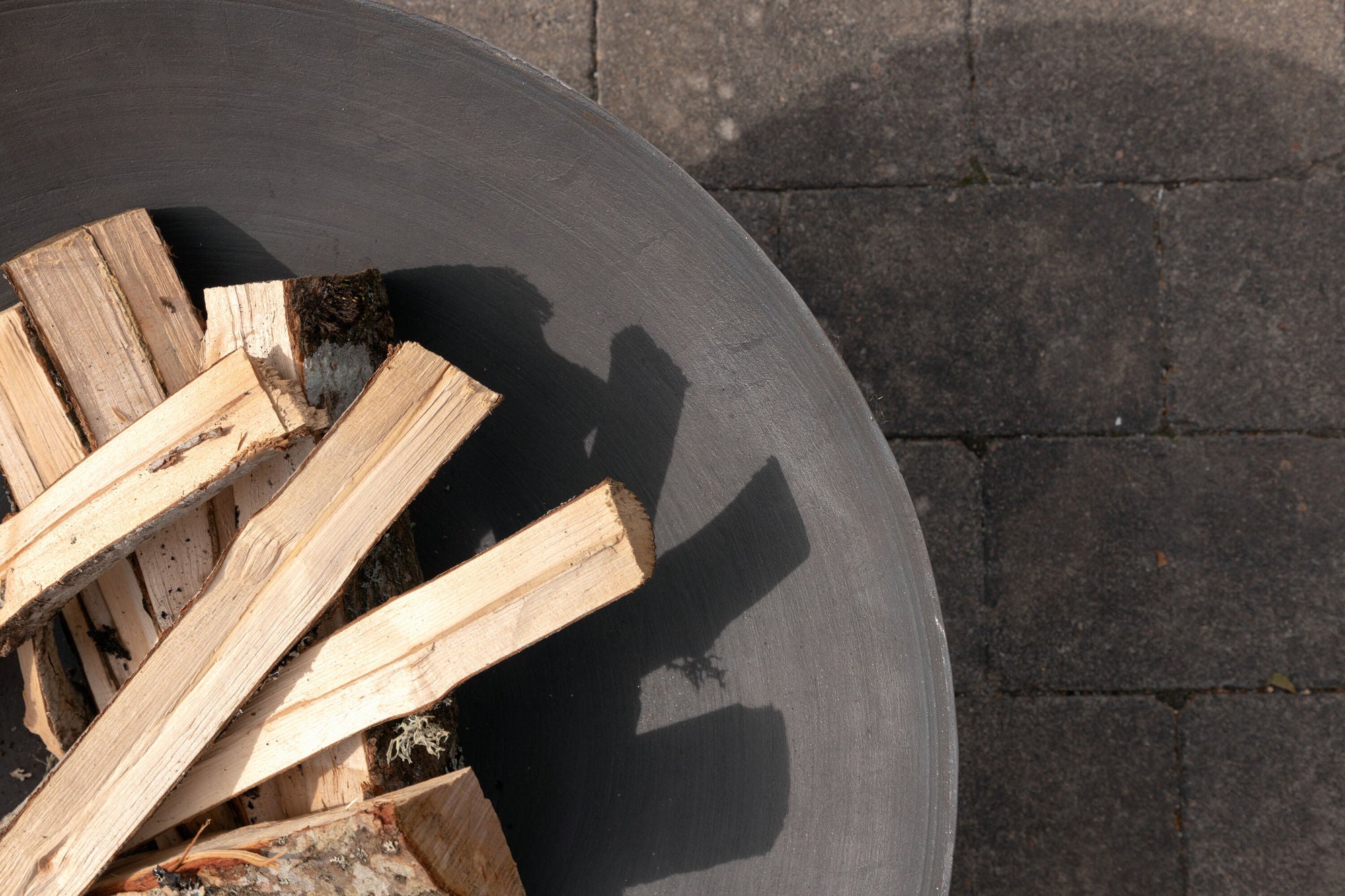 Venture Home Bastian - Fire Bowl- Black - - - vivahabitat.com