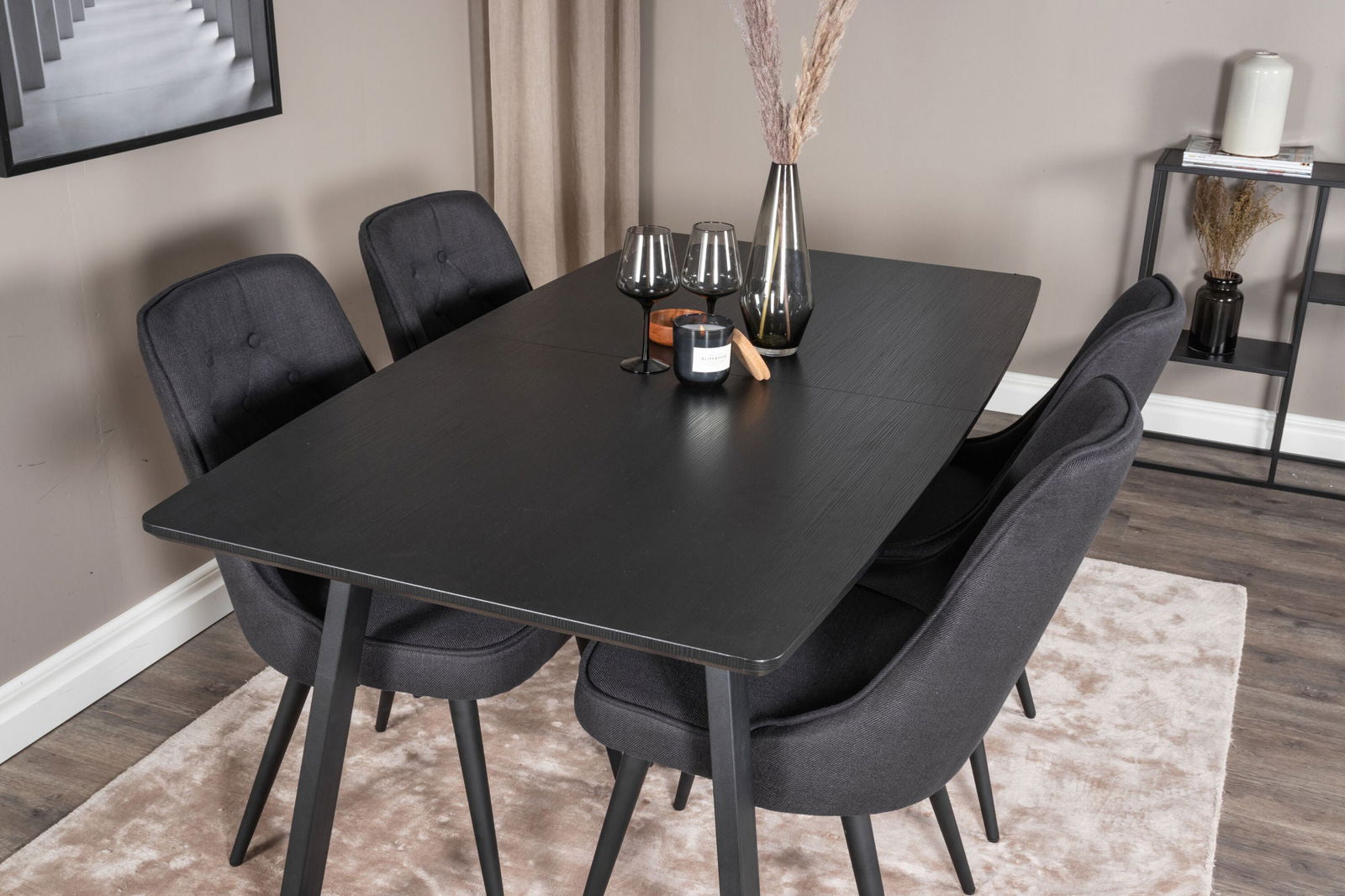 Venture Home Inca Extentiontable - Black top / black Legs+Velvet Deluxe Dining Chair - Black Legs - Black Fabric_4 - vivahabitat.com